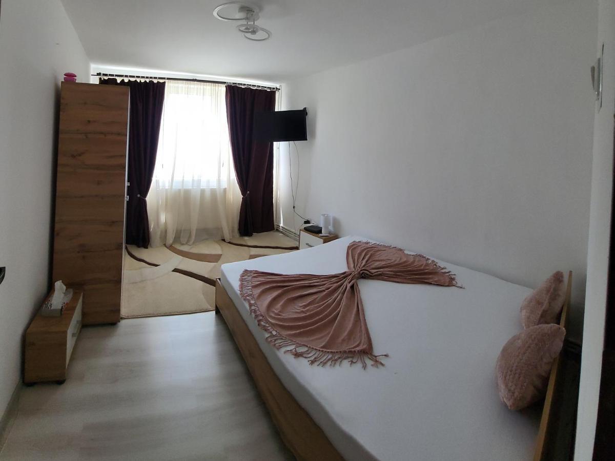 Apartament in regim hotelier Deva Buitenkant foto