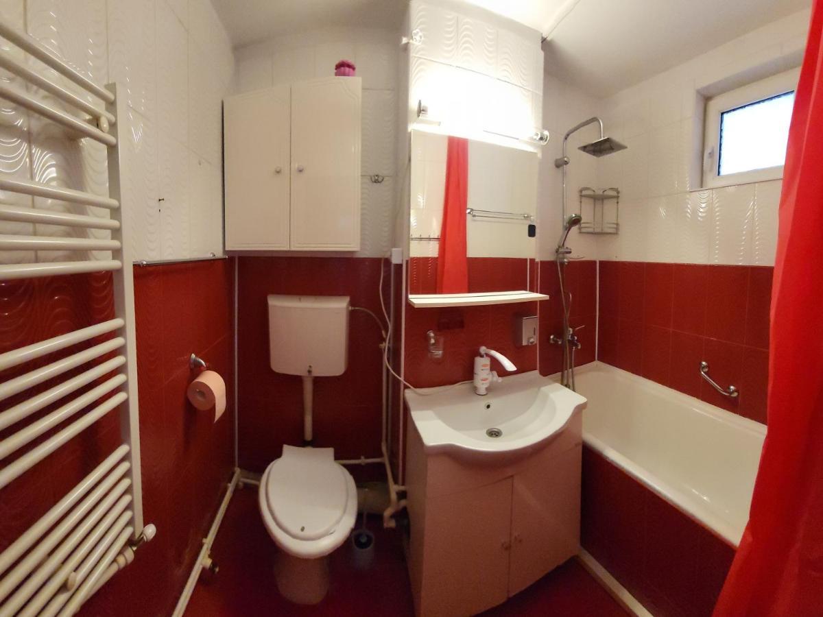 Apartament in regim hotelier Deva Buitenkant foto